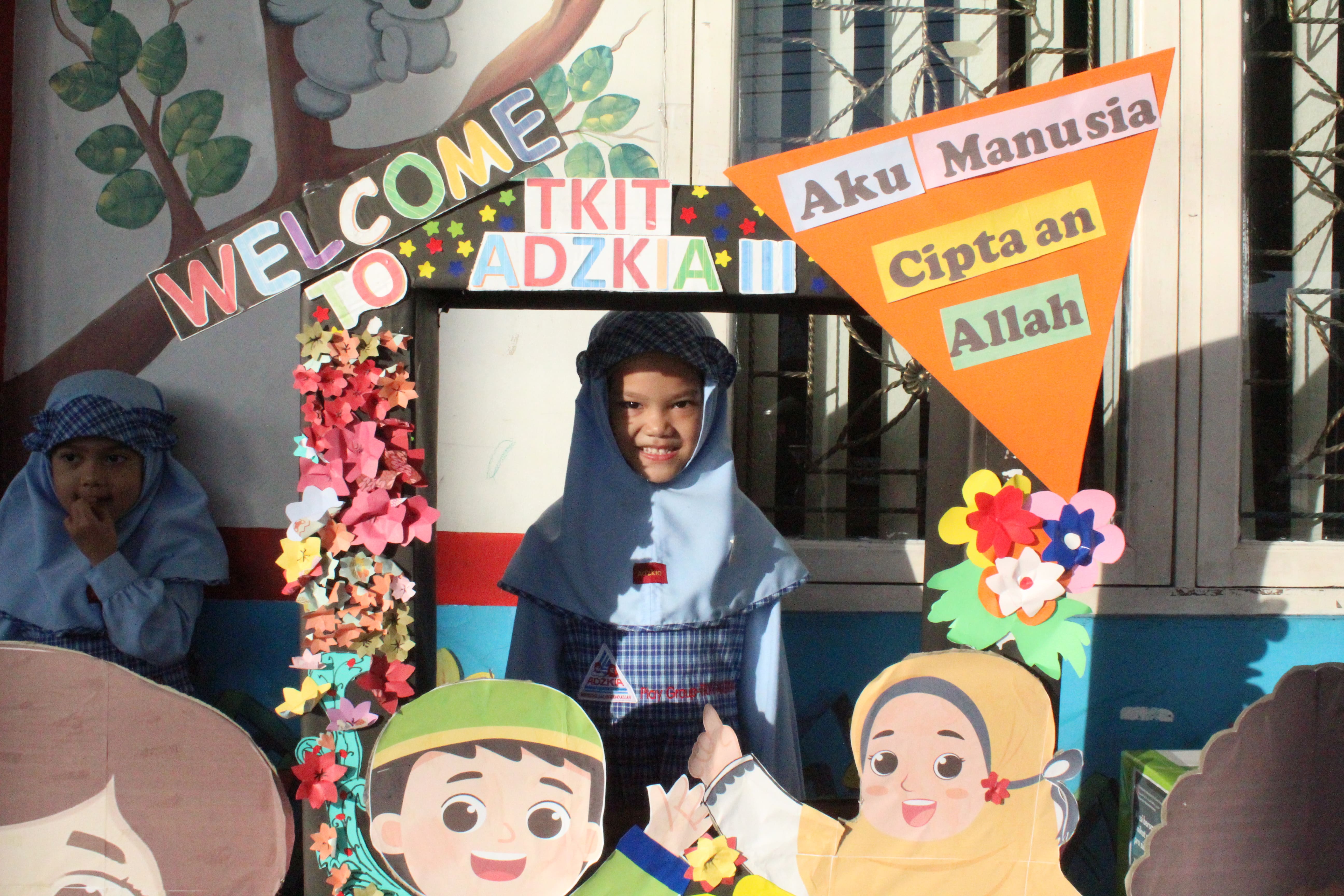 BUKA TOPIK "Aku Manusia Ciptaan Allah