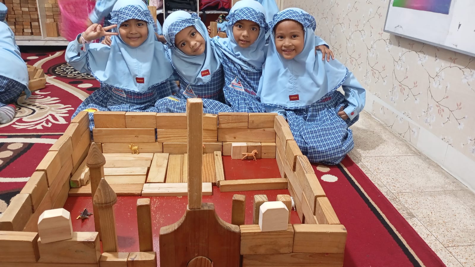Ini ide Bangunanku....